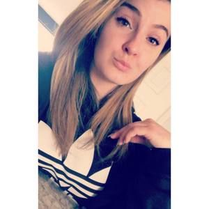 Meet your Posher, Carissa